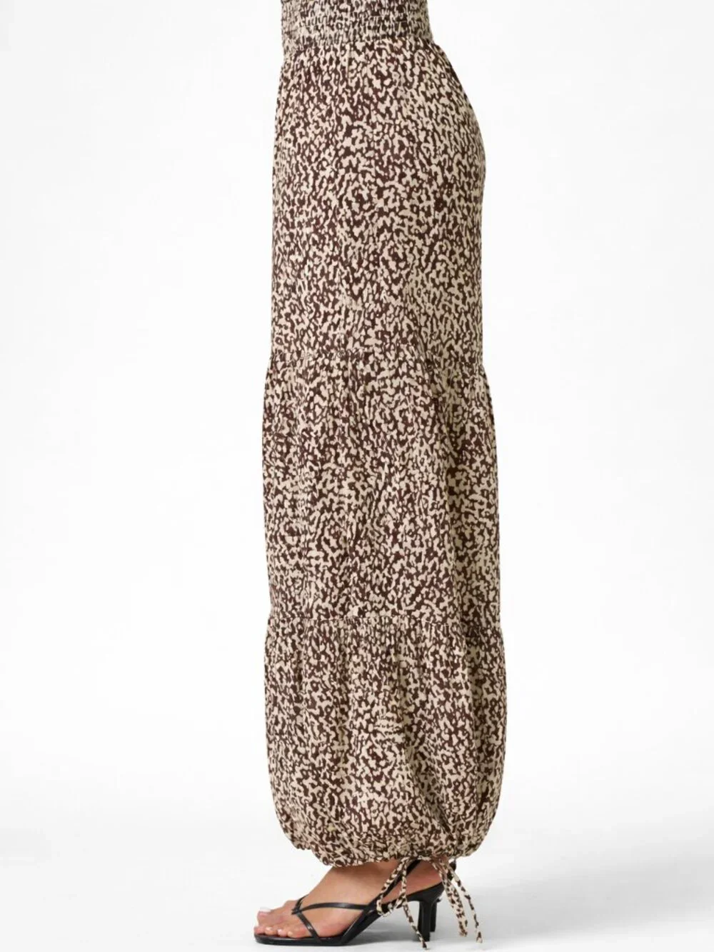 Light Breezy Airy Extreme Flare Leg Palazzo All Over Print Tiered Jogger Pants - Picture 3 of 11